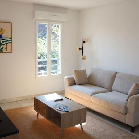 Suberbe Appartement Climatise Avec Terrasse Saint-Raphaël Exteriör bild