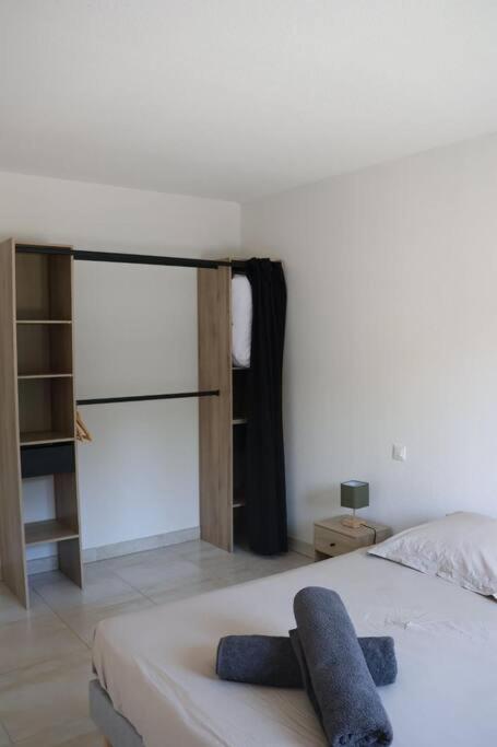 Suberbe Appartement Climatise Avec Terrasse Saint-Raphaël Exteriör bild